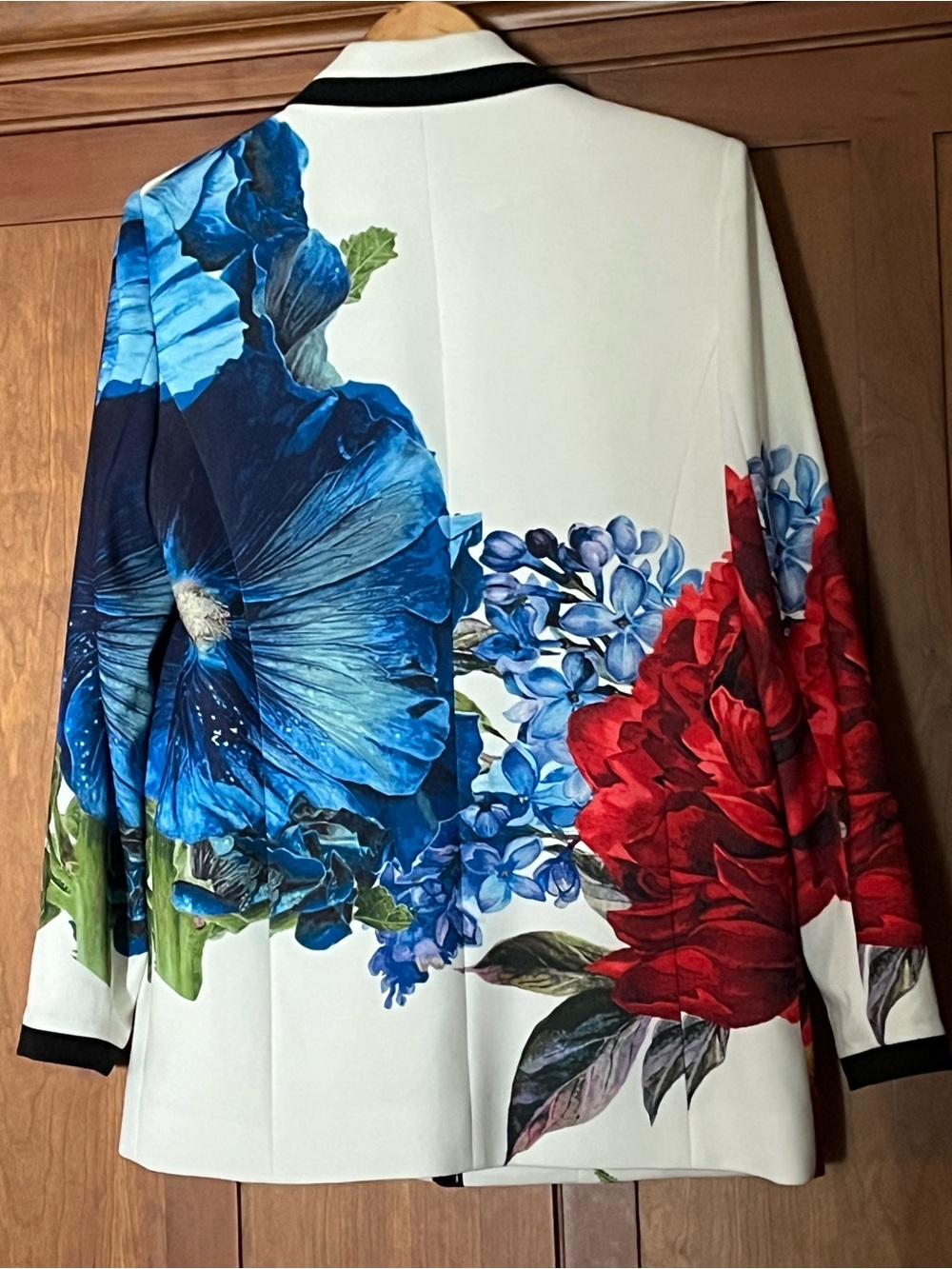 Alice + Olivia White Blazer with Red & Blue Floral Panels - Picture 2 of 2